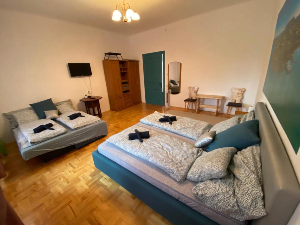 Balaton7 Apartmanhaz - Badacsonytomaj Centrum Apartment Bagian luar foto