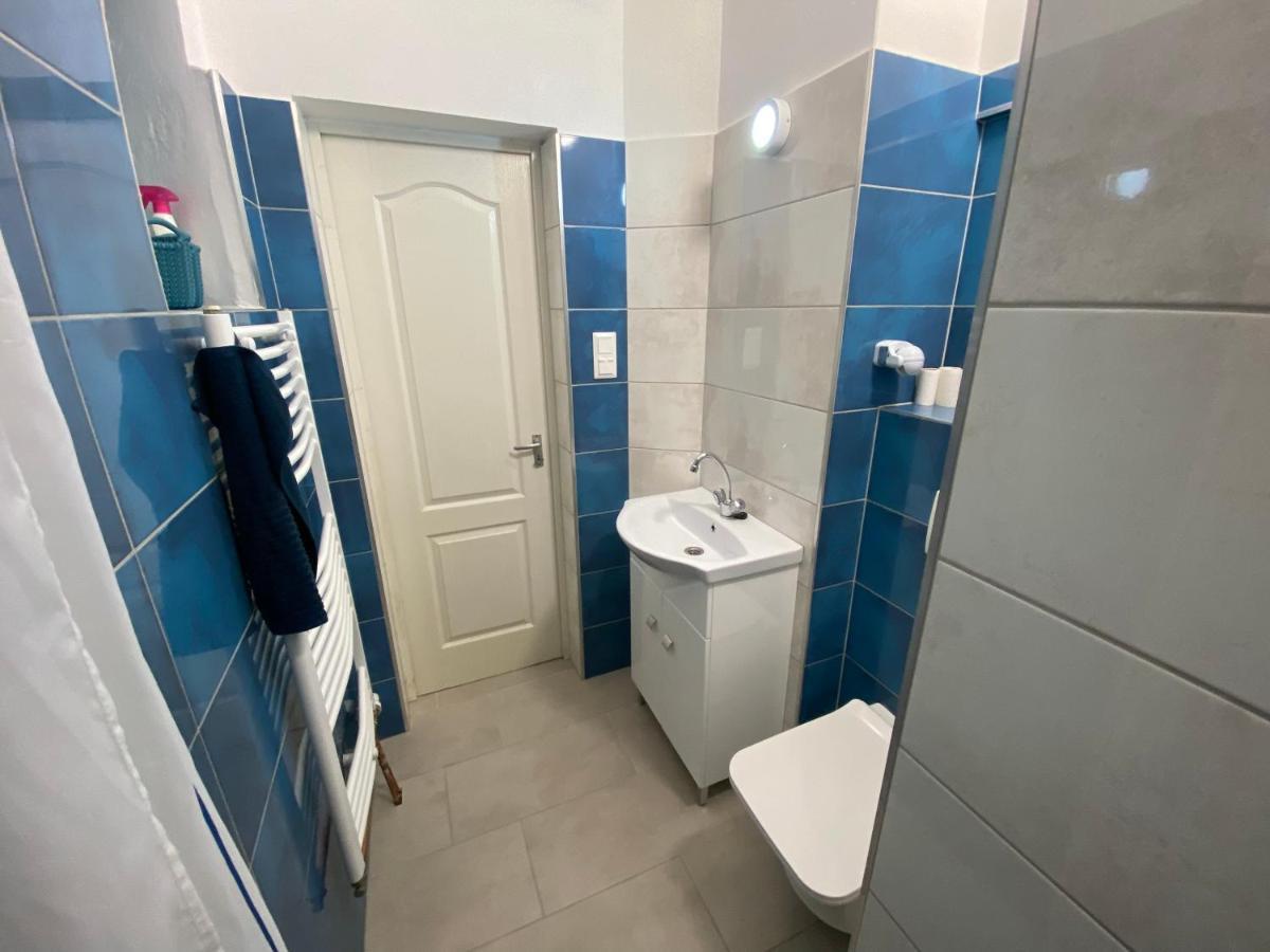 Balaton7 Apartmanhaz - Badacsonytomaj Centrum Apartment Bagian luar foto