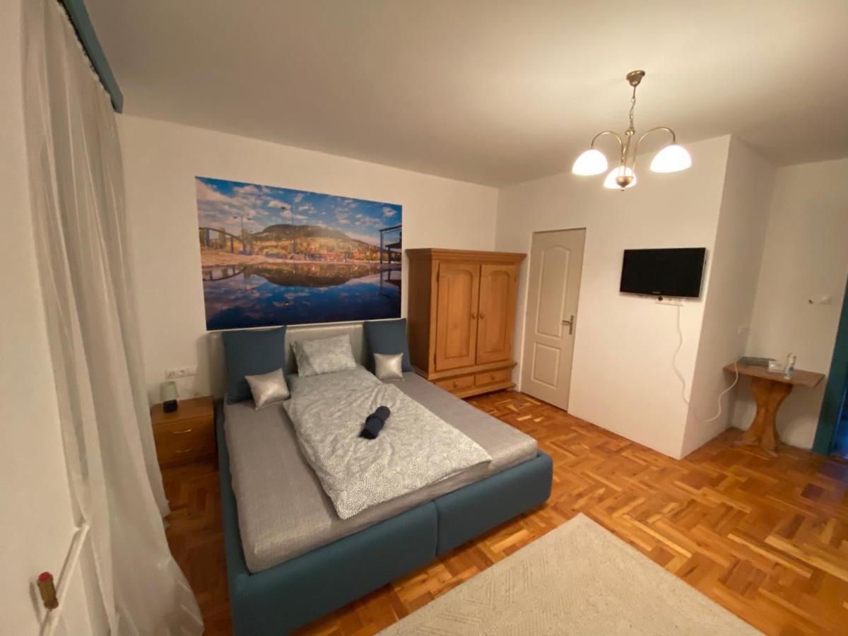 Balaton7 Apartmanhaz - Badacsonytomaj Centrum Apartment Bagian luar foto