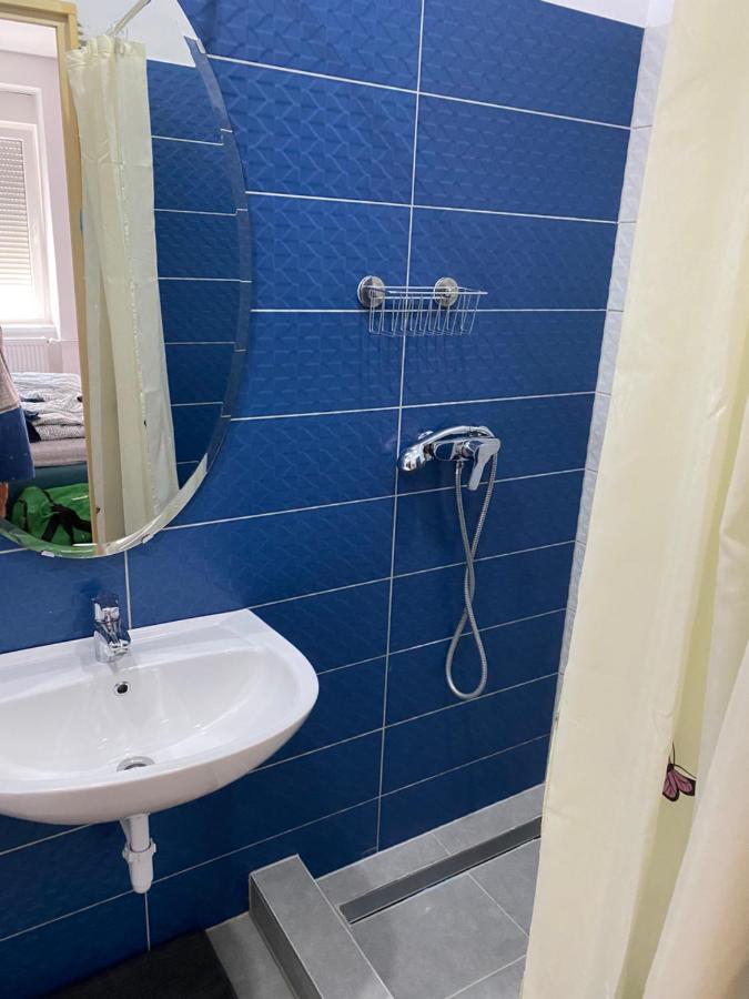 Balaton7 Apartmanhaz - Badacsonytomaj Centrum Apartment Bagian luar foto